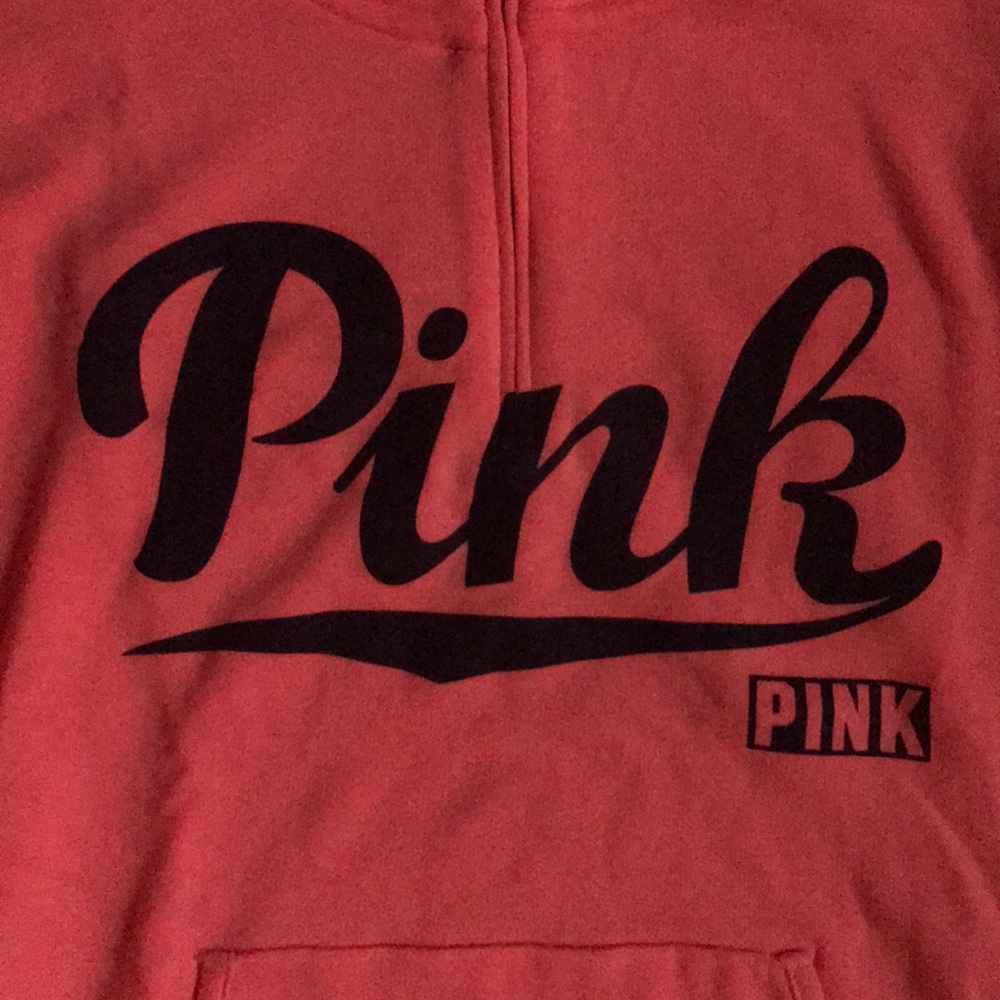 VS Pink pullover - Picture 2 of 3